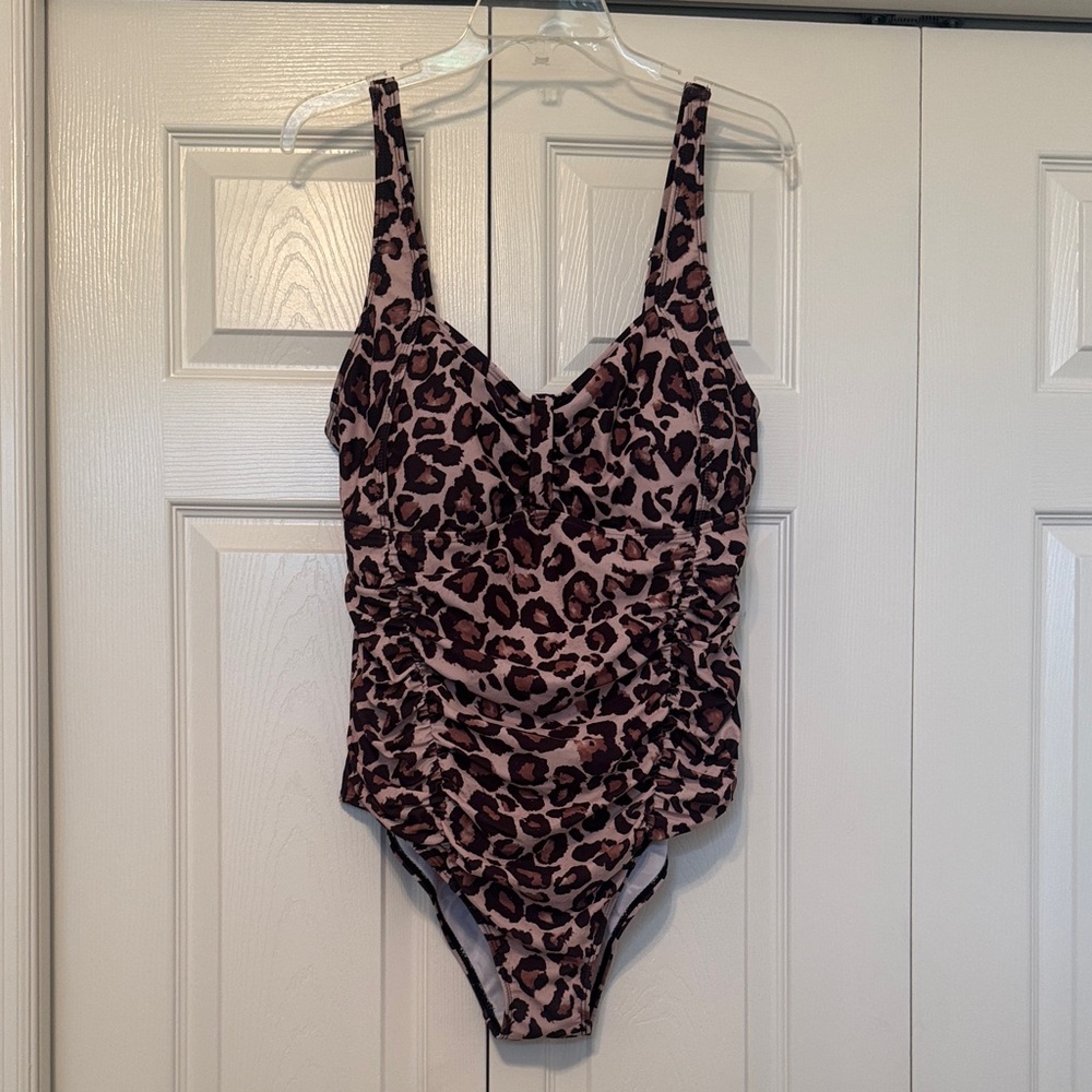 Leopard Print Women’s One Piece Ruched Swimsuit XXL
